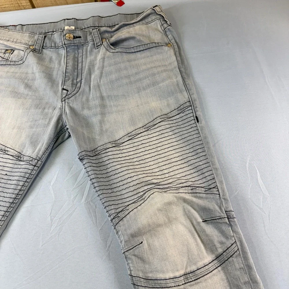 True Religion Rocco‎ Relaxed Skinny Moto Jeans Mens 42 Light Wash Blue 102683